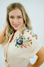 Load image into Gallery viewer, Rodeo Blossom Snap Top