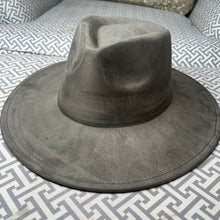 Load image into Gallery viewer, Lainey Wilson Hat