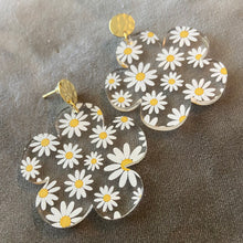 Load image into Gallery viewer, Wild Flower Studs
