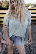 Load image into Gallery viewer, Showstopper Fringe Poncho