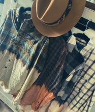 Load image into Gallery viewer, Blue Jean Bleached Flannel Neutral Color
