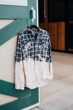 Load image into Gallery viewer, Blue Jean Bleached Flannel Cool Color