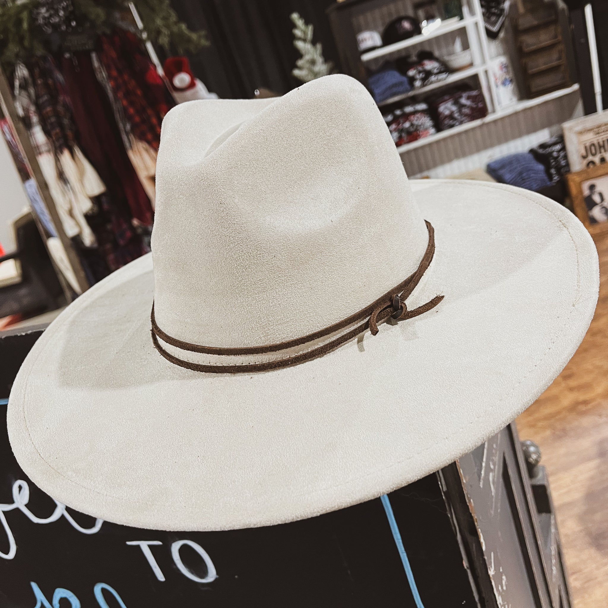 Lainey Wilson Hat Blue Jean Boutique