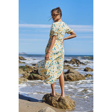 Load image into Gallery viewer, Magnolia Maxi Dress
