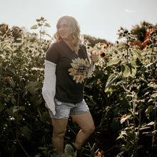 Load image into Gallery viewer, She&#39;s A Sunflower Tee
